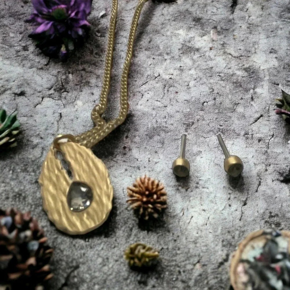 Gold Plated Rhinestone Pendant Necklace & Rhinestone Stud Earrings - Picture 2 of 2